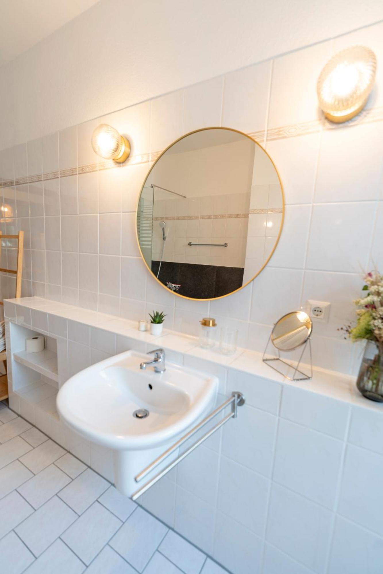 Rr - Comfortable Apartment 60 Qm - Central - Wifi Magdeburg Eksteriør billede